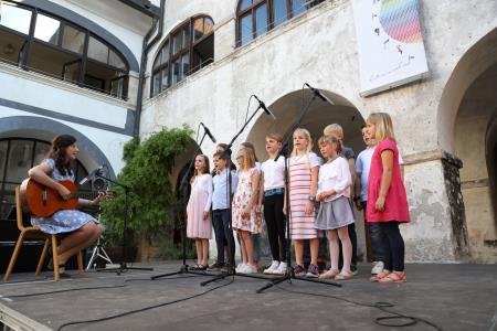Območna revija otroških in mladinskih pevskih zborov občin Kamnik in Komenda (27)